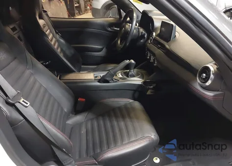 2020 Fiat 124 Spider Abarth z USA, uszkodzony, nr VIN JC1NFAEK2L0144266